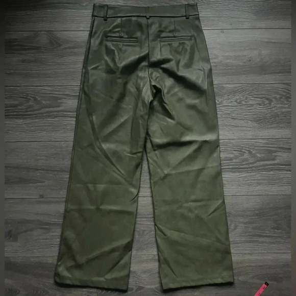 7 For All Mankind Faux Leather Light Olive Green Wide Leg Pants Size S - Picture 9 of 9